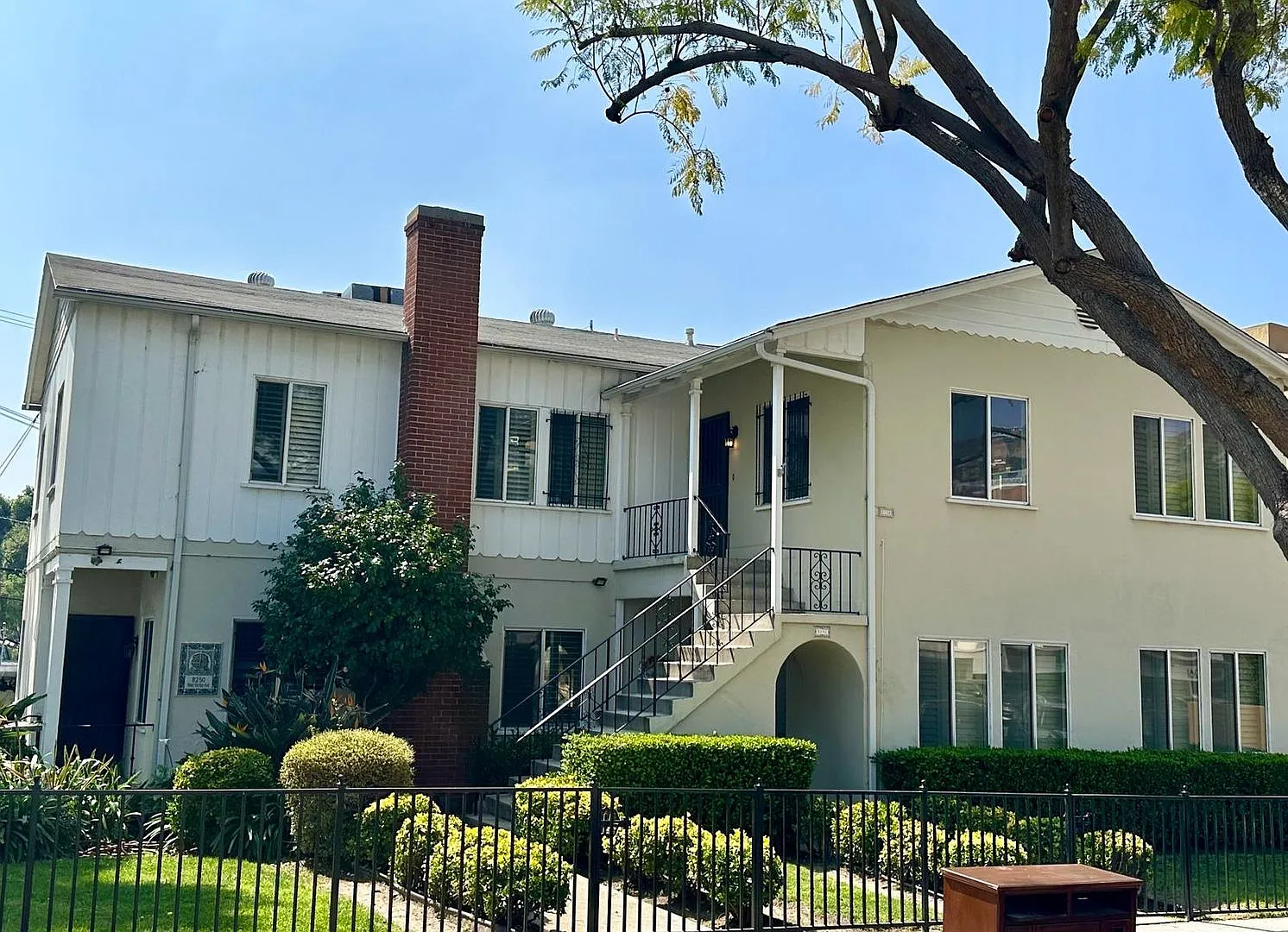 Norton/Harper — Photo 1