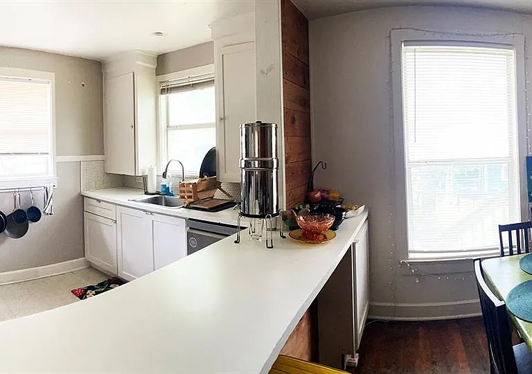 4611 Depew Ave — Photo 9