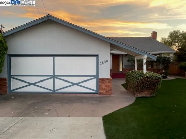 2820 Waterton St, Alameda, CA 94501