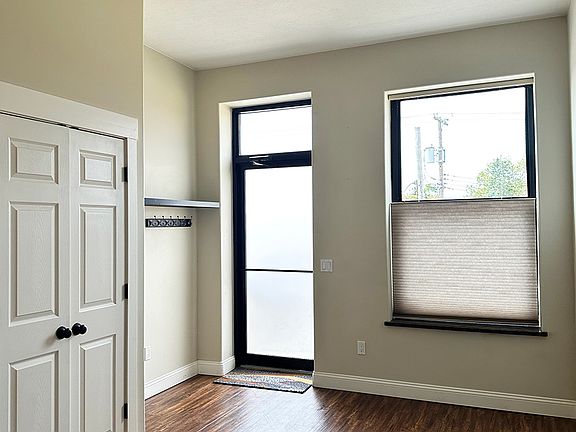 4th image of 330 S Cedar St #B