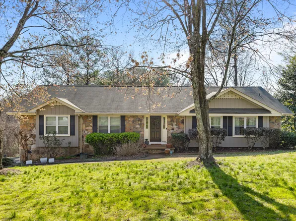 5410 Sky Valley Dr, Hixson, TN 37343