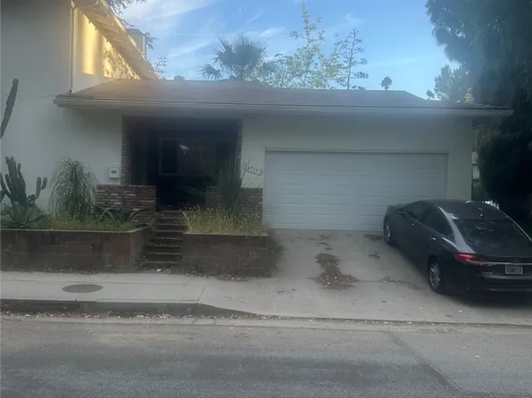 4715 Cardenas Ave, Woodland Hills, CA 91364