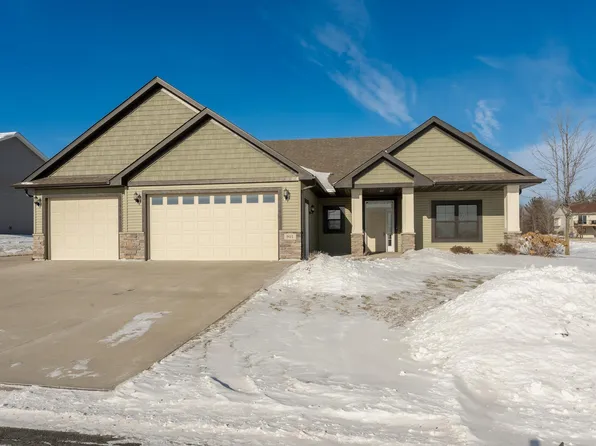 901 Emily Ct NE, Montgomery, MN 56069