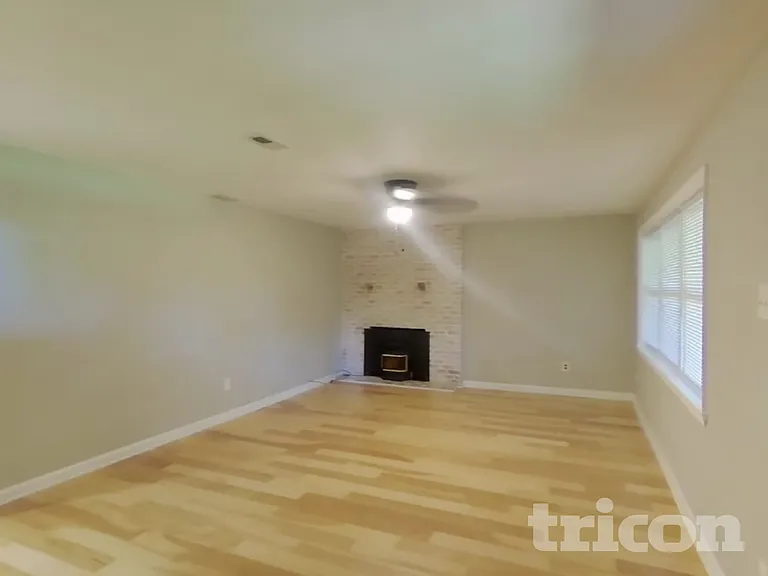 408 Meadowhurst Ln — Photo 17