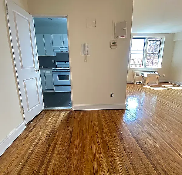 8700 25th Ave #5N — Photo 1