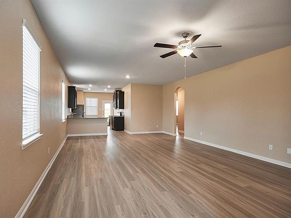 3rd image of 21014 Sunshine Meadow Dr