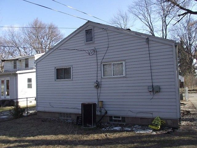 2nd image of 19937 Winston St