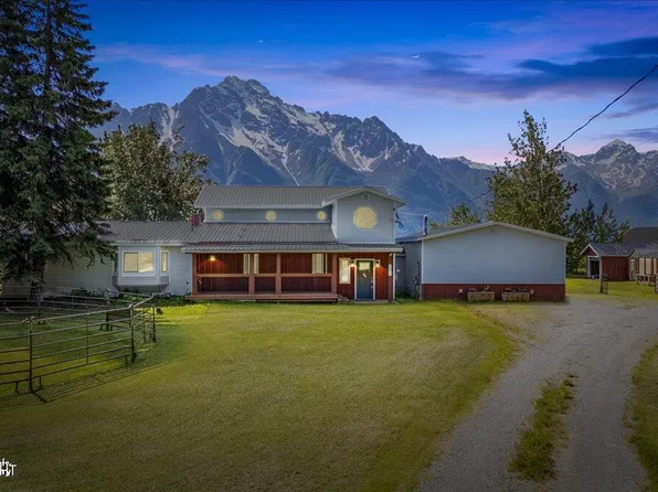 5800 S Bodenburg Loop, Palmer, AK 99645