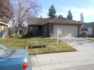 9349 Hoyleton Way, Elk Grove, CA 95758