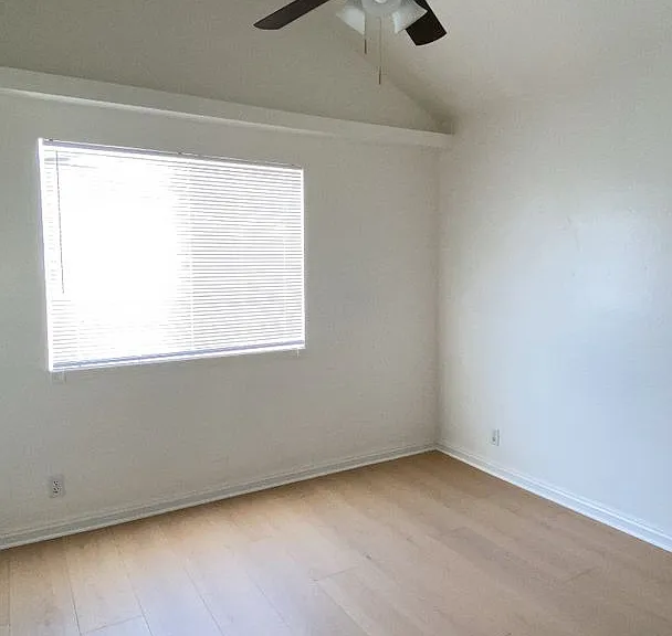 6005 Brougham St — Photo 19