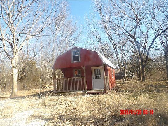 3rd image of 294 W Sugar Lake Dr