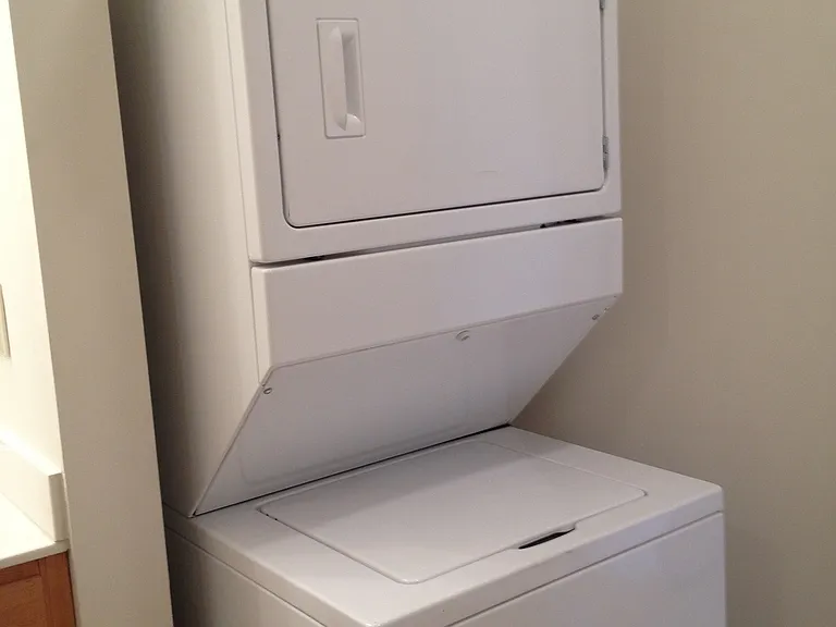 2600 University Ave SE #415 — Photo 7