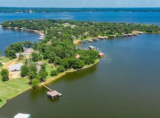 21698 Bluewater Rd, Chandler, TX 75758