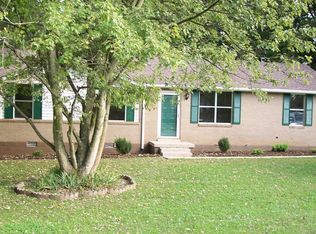 6210 Sunnyside Dr, Murfreesboro, TN 37129