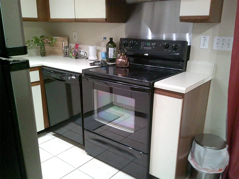 1015 E Yager Ln #186 — Photo 26