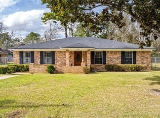 1824 Claire Ave, Whistler, AL 36612