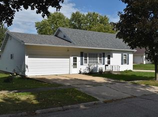 1133 Walnut St, Osage, IA 50461