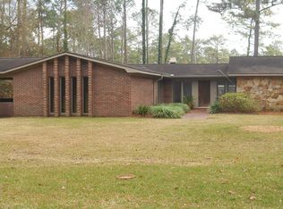 1464 15th St NW, Cairo, GA 39828