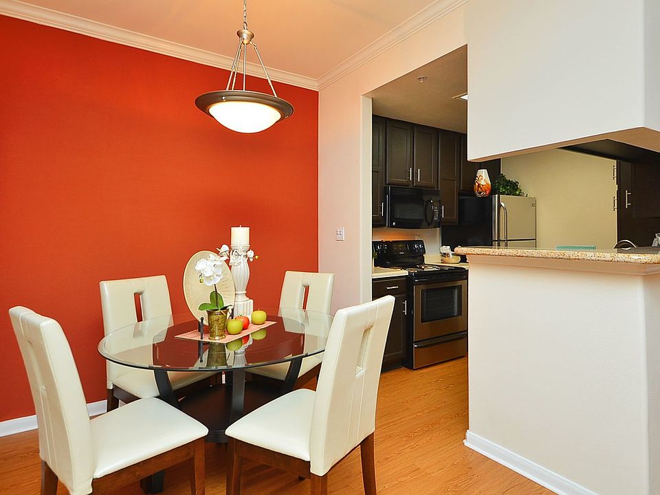 1st image of 2921 Briarpark Dr APT 122