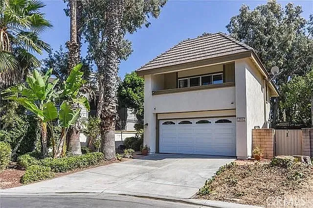 17842 Arbor Ln — Photo 1