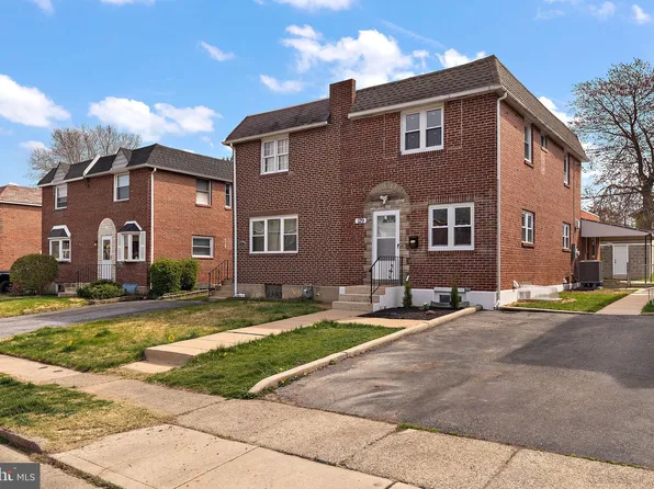 129 W Garrison Rd, Brookhaven, PA 19015