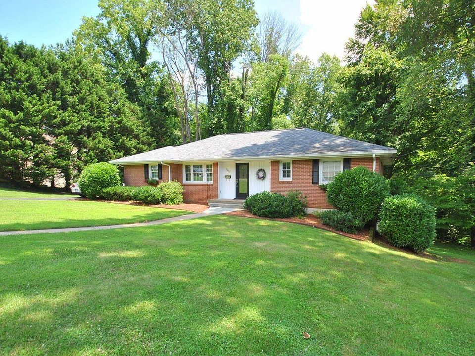 1st image of 3427 Landon St #12