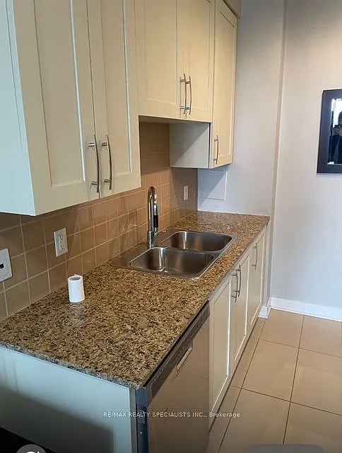 1 bed, $2,480 — Photo 4
