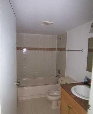 4th image of 1514 Meadows Cir W