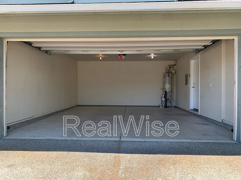1675 George Tweed Blvd — Photo 12
