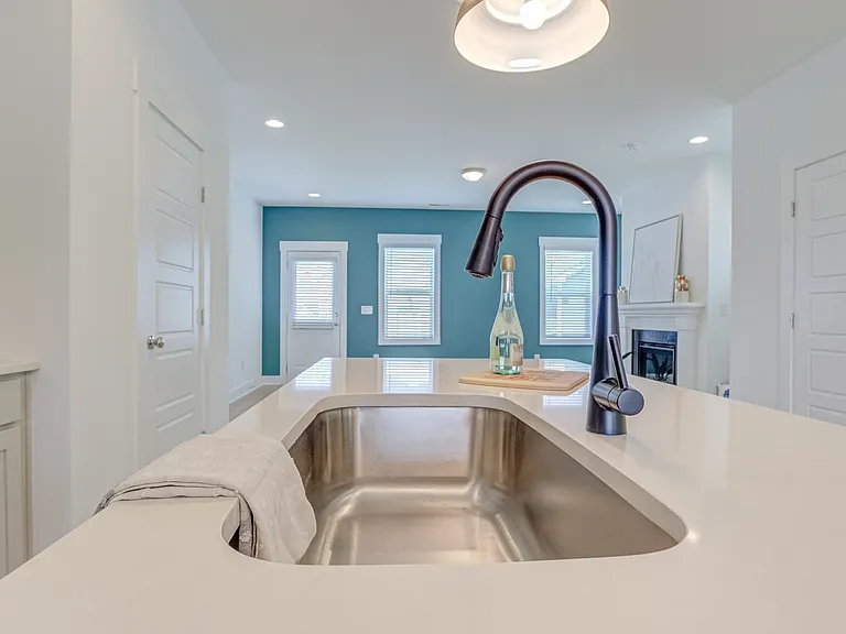 6403 Taylor Rd — Photo 6