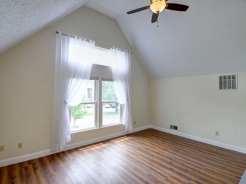 1st image of 3335 E Covenanter Dr