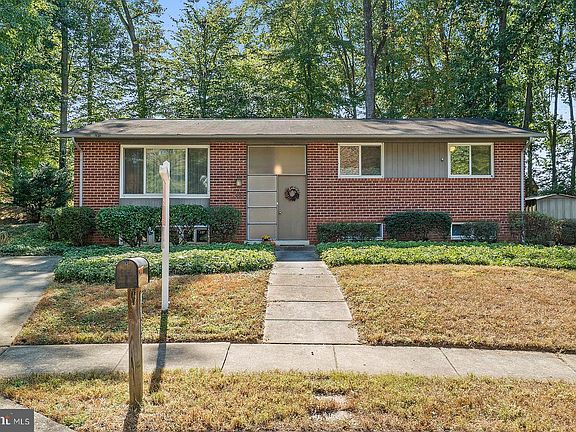 2nd image of 9885 Becket Ct