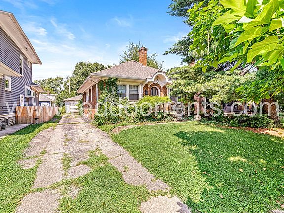 4th image of 5440 Carrollton Ave