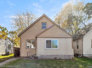 334 E Milton Ave, Hazel Park, MI