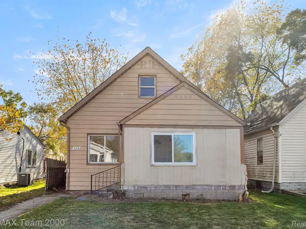 334 E Milton Ave, Hazel Park, MI 48030