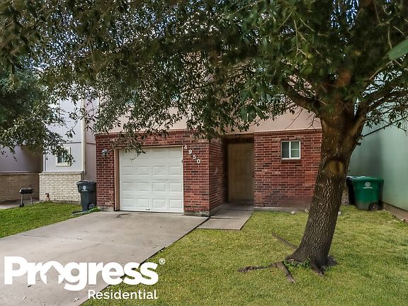 3rd image of 4950 N Cancun Dr