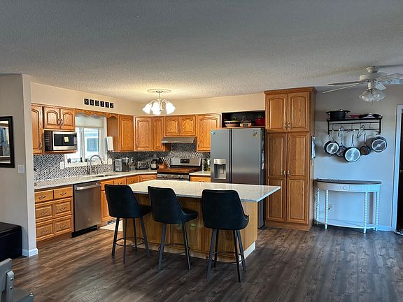4th image of 2813 Westgate Dr S