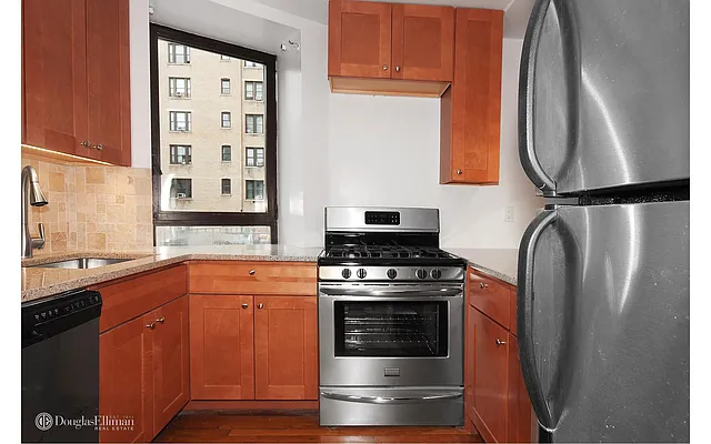 Rented by Douglas Elliman | media 12