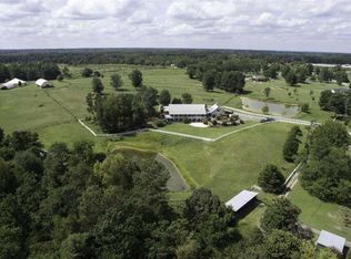 4056 Fry Gap Rd, Guntersville, AL 35976