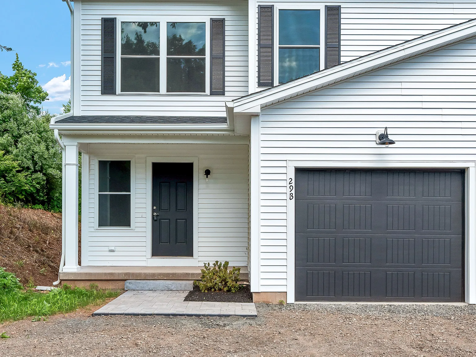 3 bed, 2.5 bath, 1400 sqft, $2,900 — Photo 1