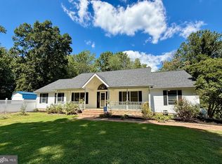 43220 Rosalinds Dr, Hollywood, MD 20636