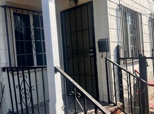 152 E 102nd St, Los Angeles, CA 90003