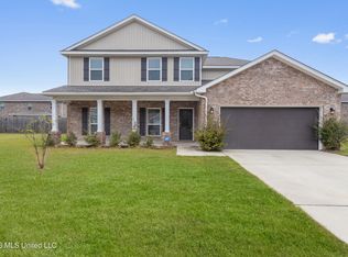 12264 Savannah Cir, Ocean Springs, MS 39564