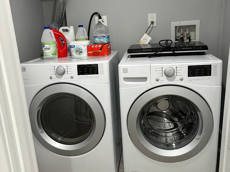 621 Longfellow St NW — Photo 9