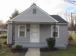 402 Chestnut St, Burlington, NC 27217