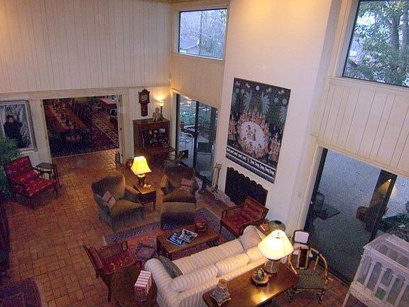 3rd image of 102 Tiquewood Cir