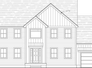 1 Center St #1, Groveland, MA 01834