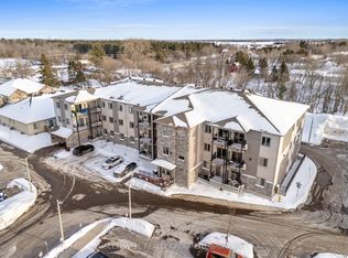 377 Solstice Cres #210, Russell, ON K0A1W1