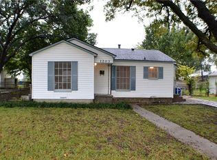 1203 W Russell Ave, Carrollton, TX 75006