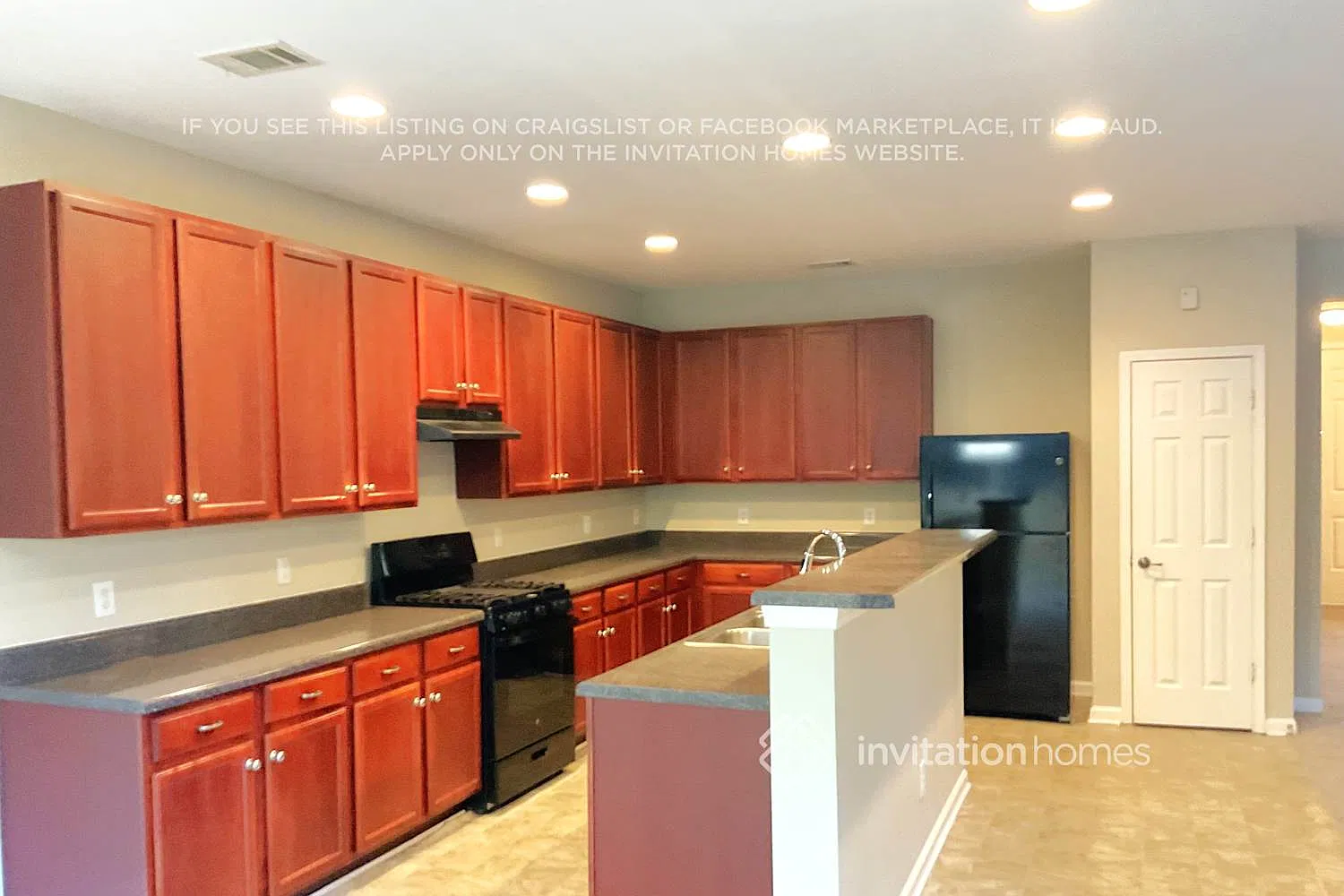 1208 Lanier Springs Dr Buford, GA 30518 — Photo 4